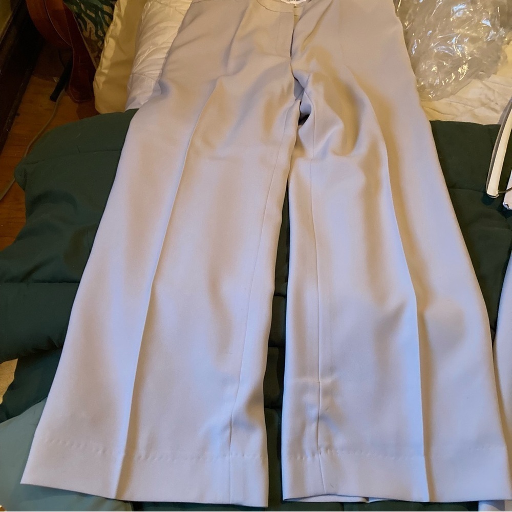 Calvin Klein Women’s Two-Piece Suit - Blazer & Pants Set in Cream, Size p14 - Picture 3 of 3